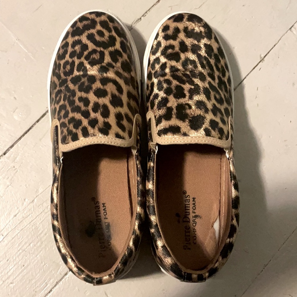 Pierre Dumas slip ons